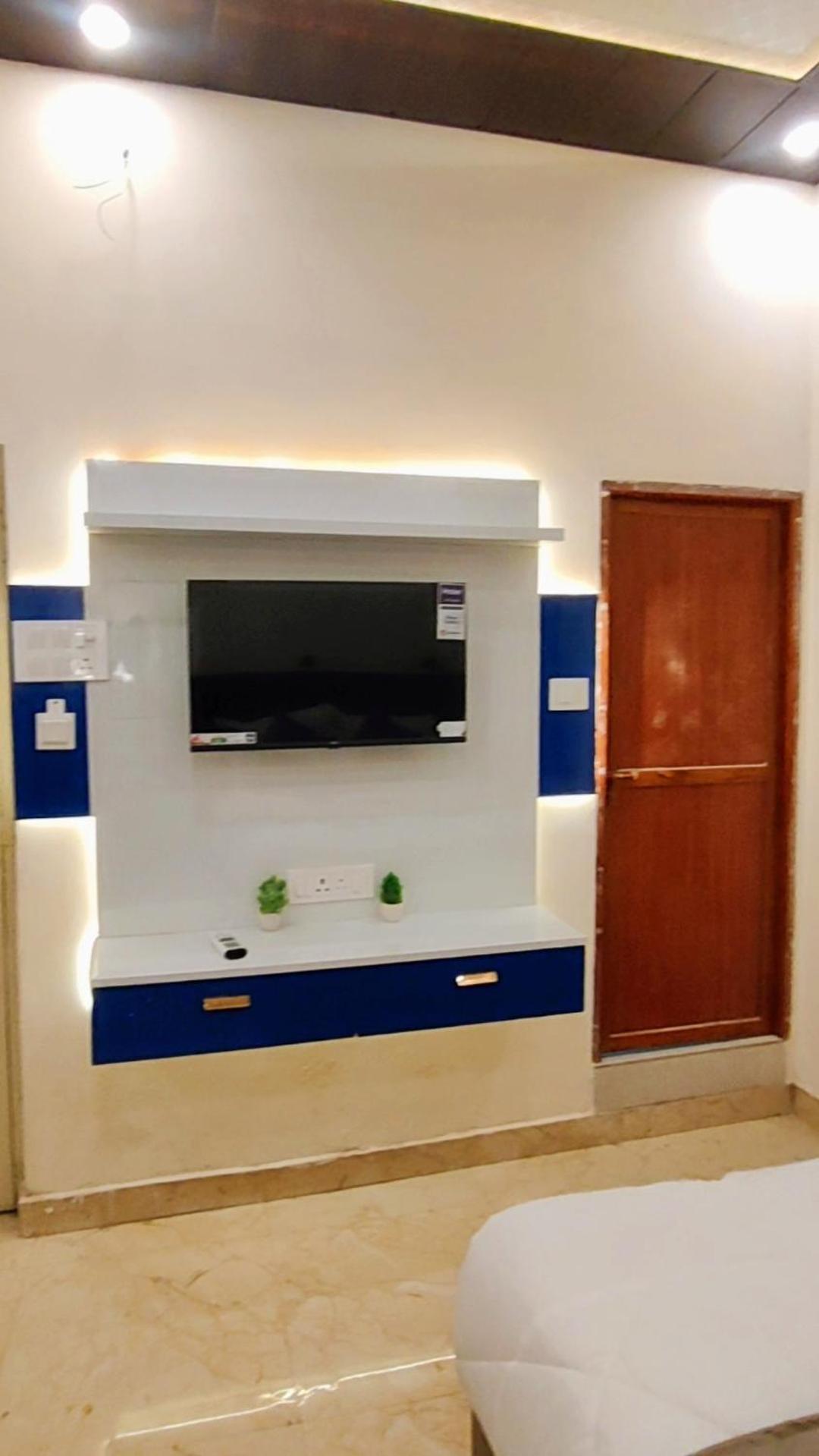 Sri Krishna Residency Hotel Varanasi Exterior foto